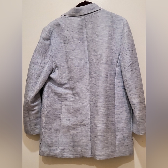 Blazer - Picture 4 of 4